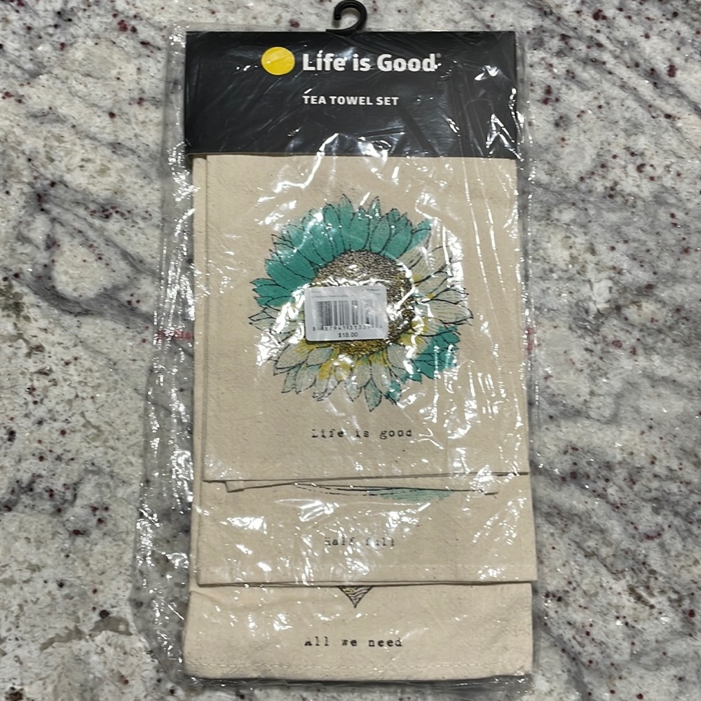Life is good tea towels